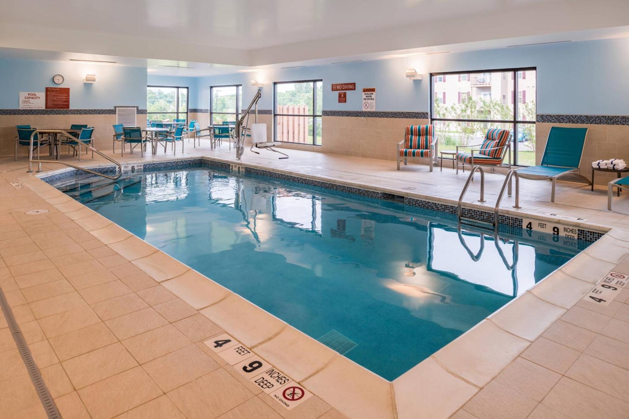 Towneplace Suites By Marriott New Hartford Εξωτερικό φωτογραφία