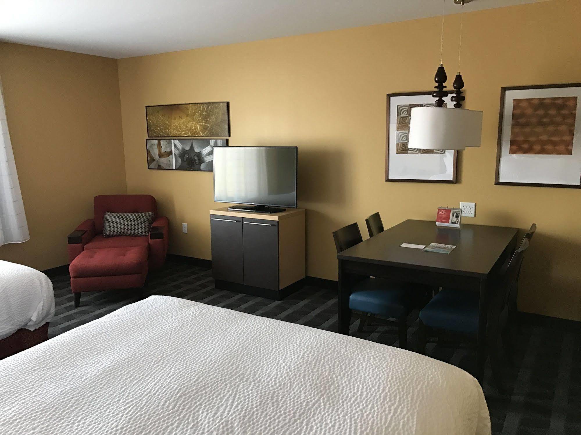 Towneplace Suites By Marriott New Hartford Εξωτερικό φωτογραφία