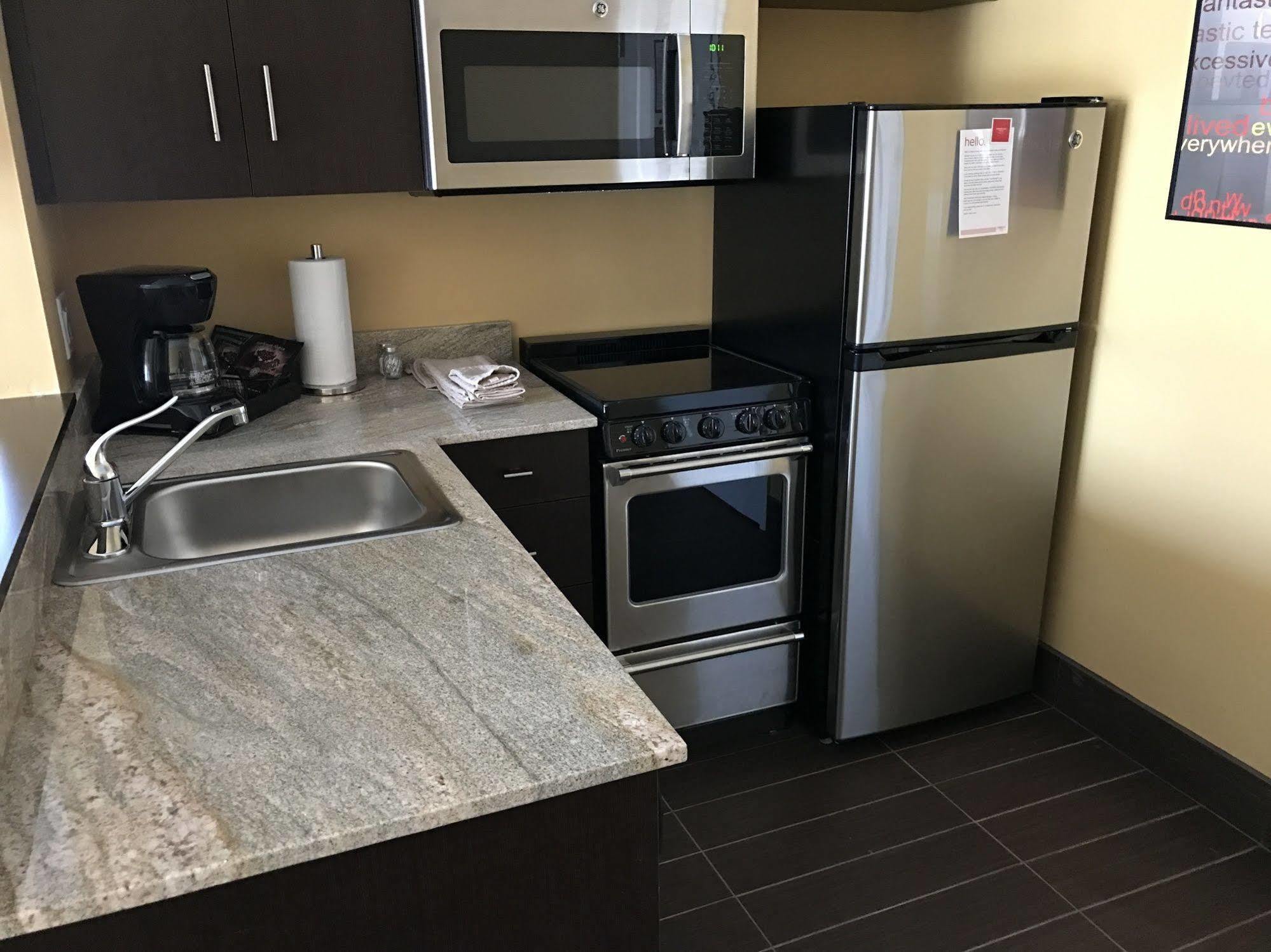 Towneplace Suites By Marriott New Hartford Εξωτερικό φωτογραφία