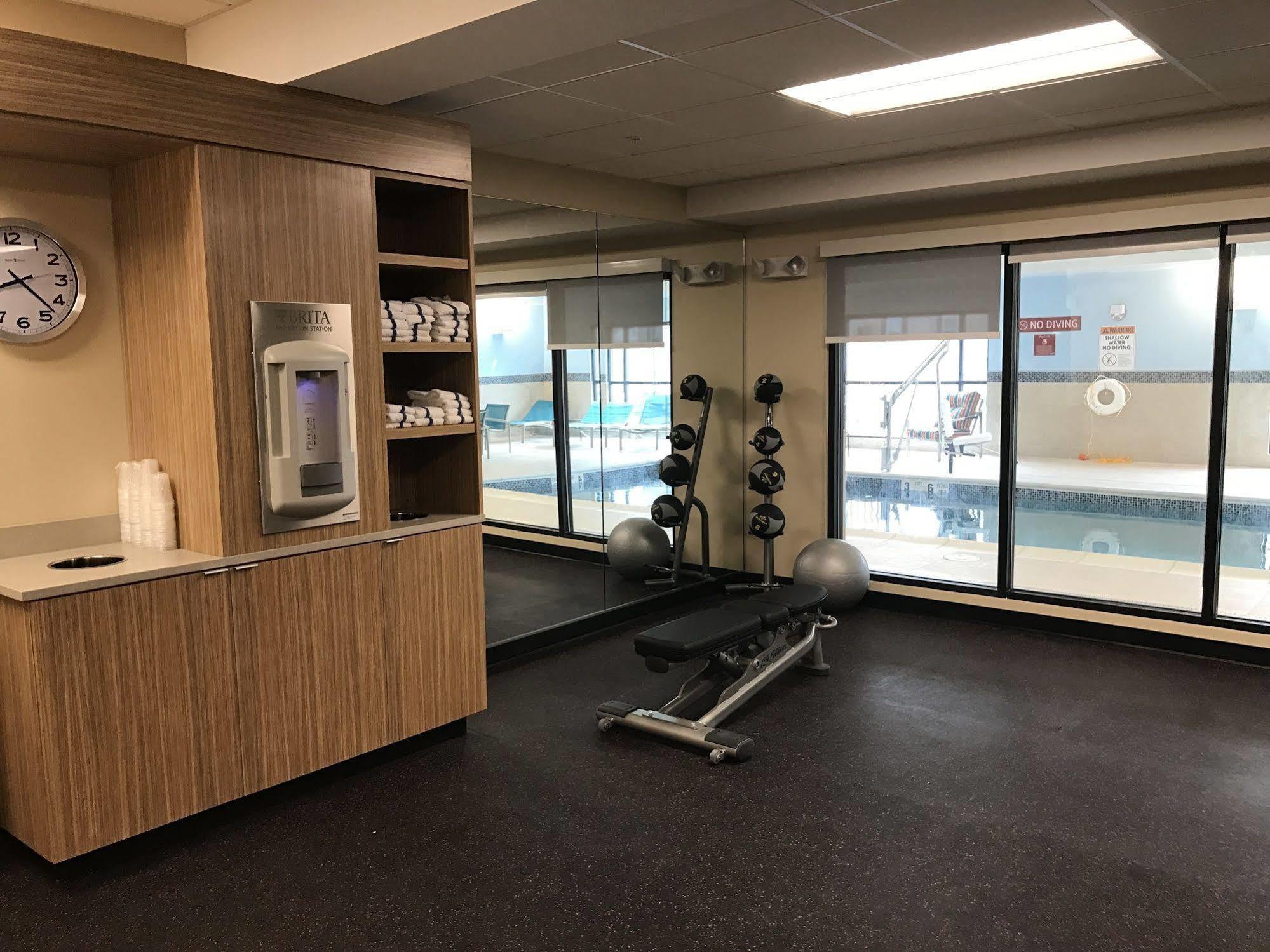 Towneplace Suites By Marriott New Hartford Εξωτερικό φωτογραφία