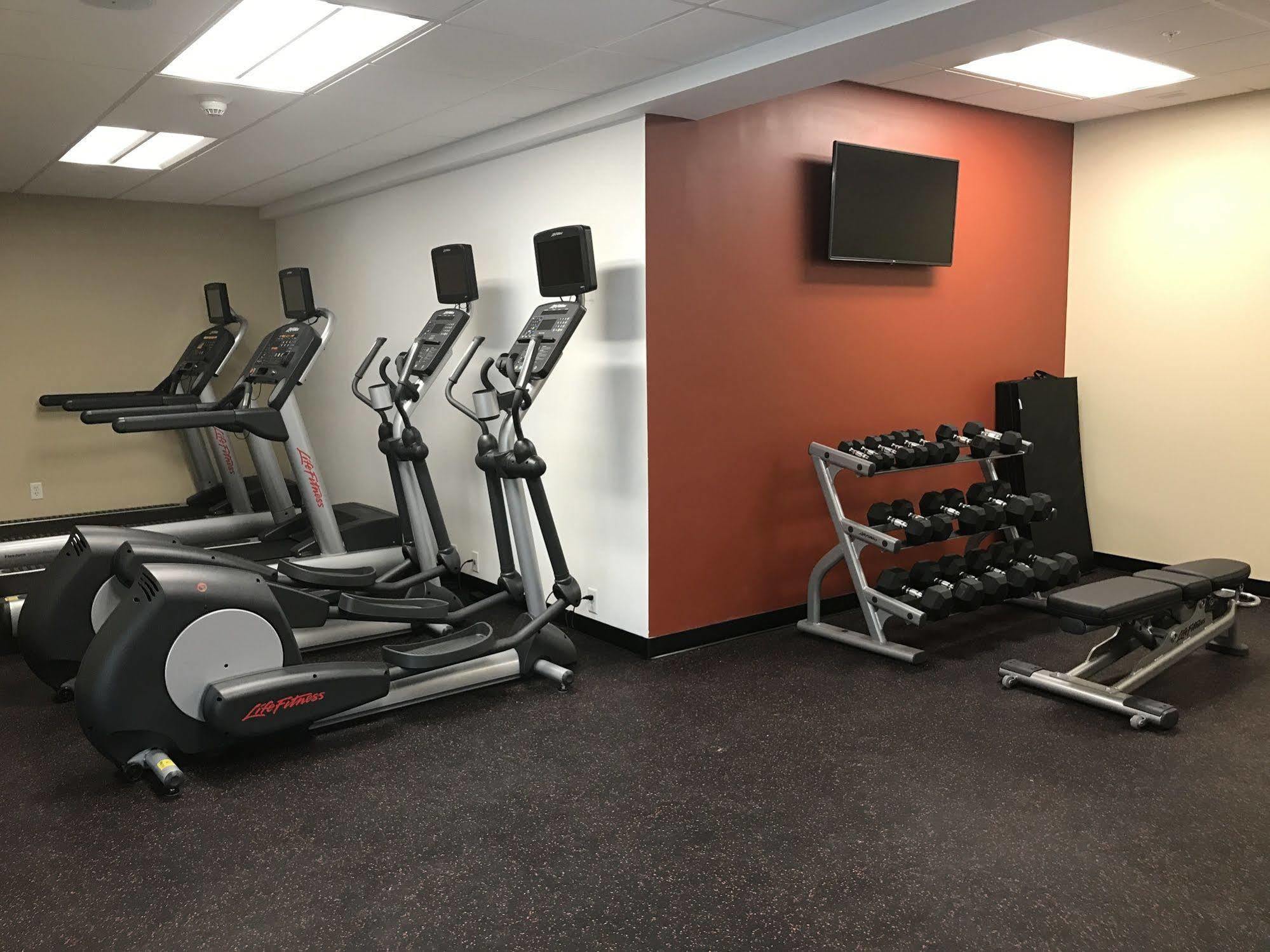 Towneplace Suites By Marriott New Hartford Εξωτερικό φωτογραφία